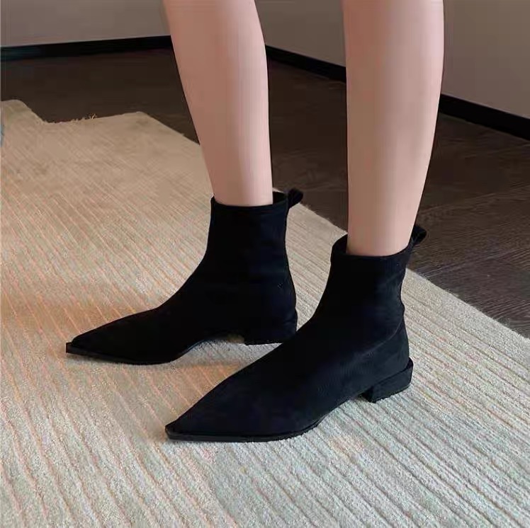 Women'S Fashion Trends Fall 2025 - Stivaletti da donna in pelle scamosciata