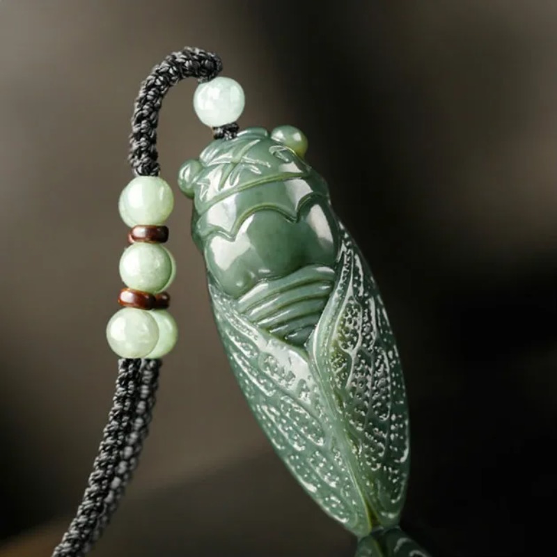 Women Fashion Jewellery - Naturale Hetian Cicala di Giada Borda