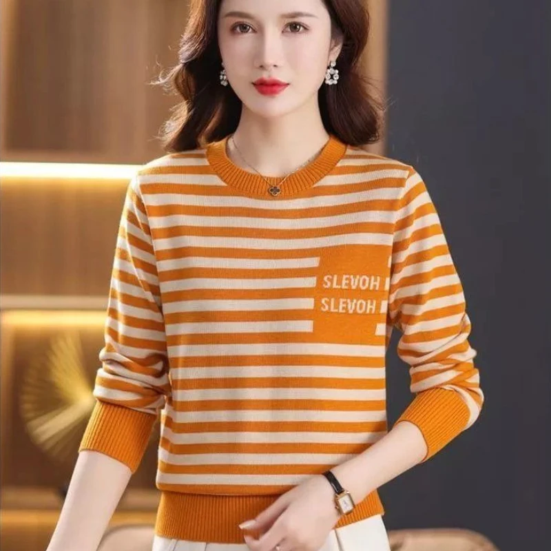 Women'S Fashion Trends Fall 2025 - Maglione lavorato a maglia da donna