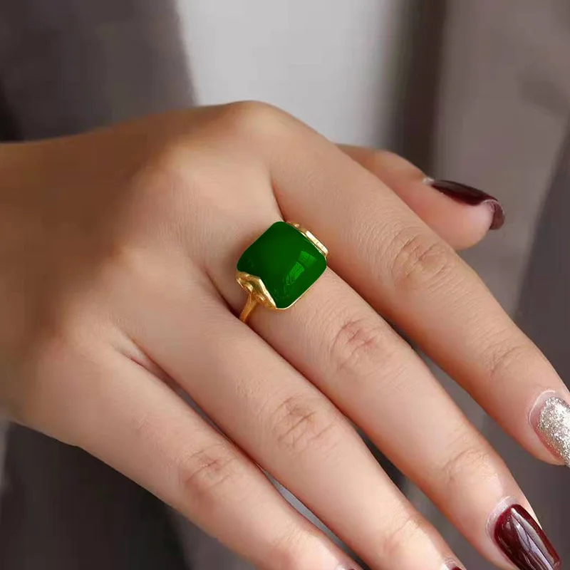 Women Fashion Jewellery - Anello di giada naturale di Hetian