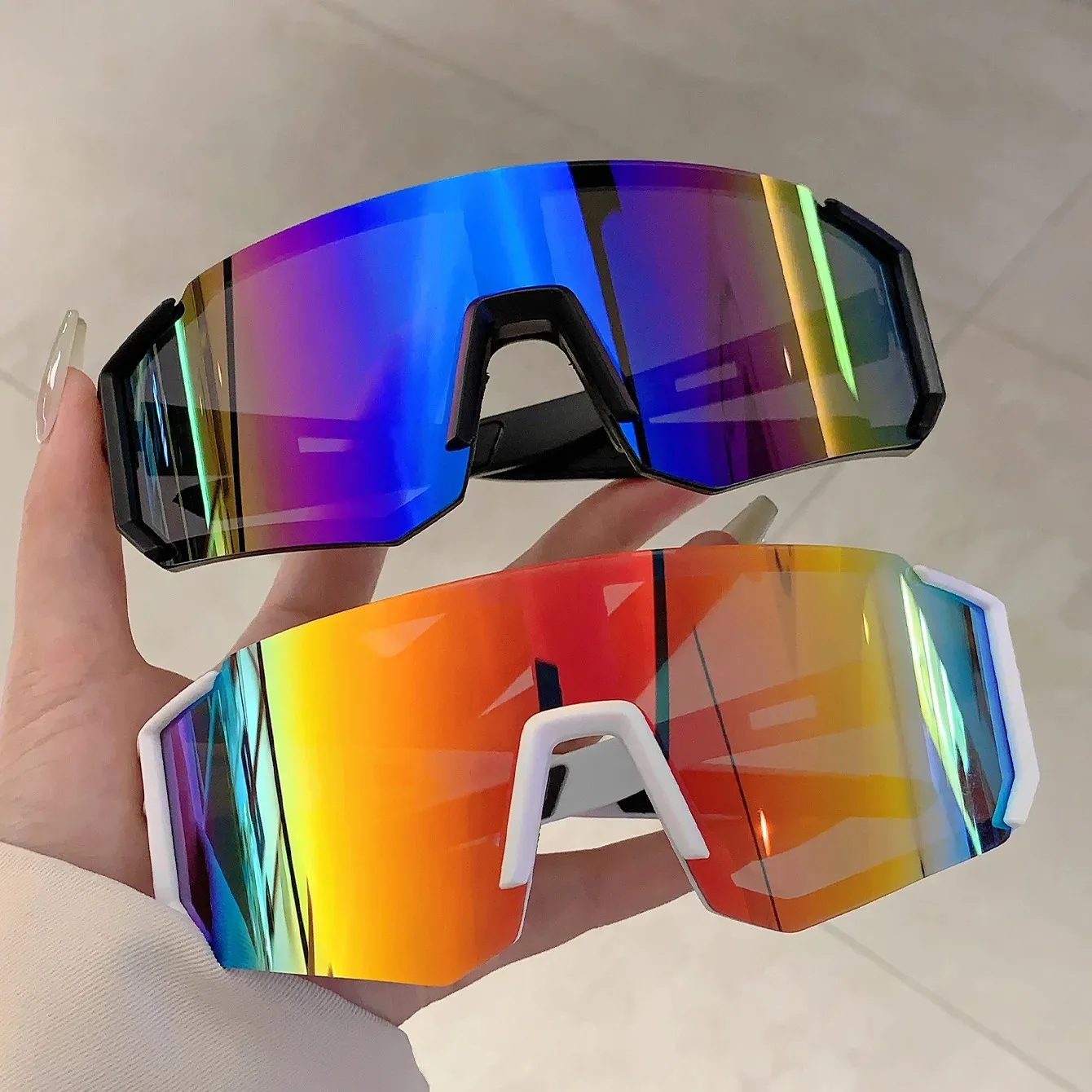 Occhiali da Sole Sportivi da U - Women'S Fashion Eyewear recensione e prezzo
