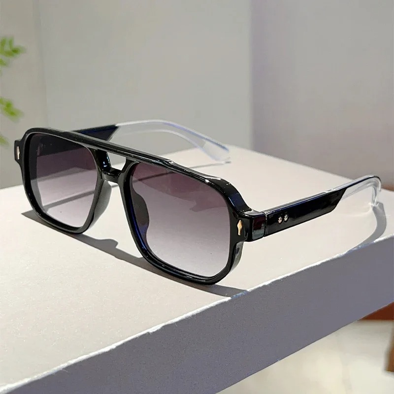 Nuovi Occhiali da Sole Quadrat - Women'S Fashion Eyewear recensione e prezzo