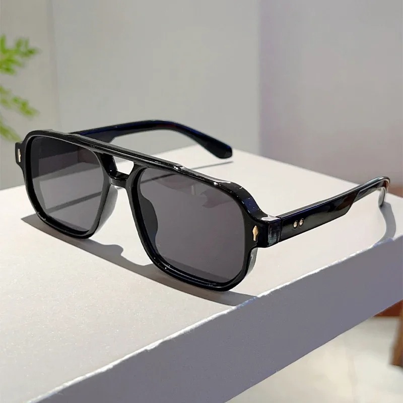 Nuovi Occhiali da Sole Quadrat - Women'S Fashion Eyewear recensione e prezzo