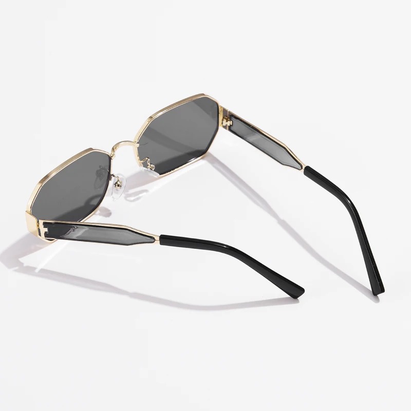Nuovi Occhiali da Sole Vintage - Women'S Fashion Eyewear recensione e prezzo