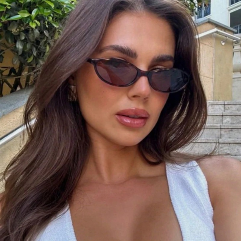 Occhiali da Sole Retrò con Mon - Women'S Fashion Eyewear recensione e prezzo