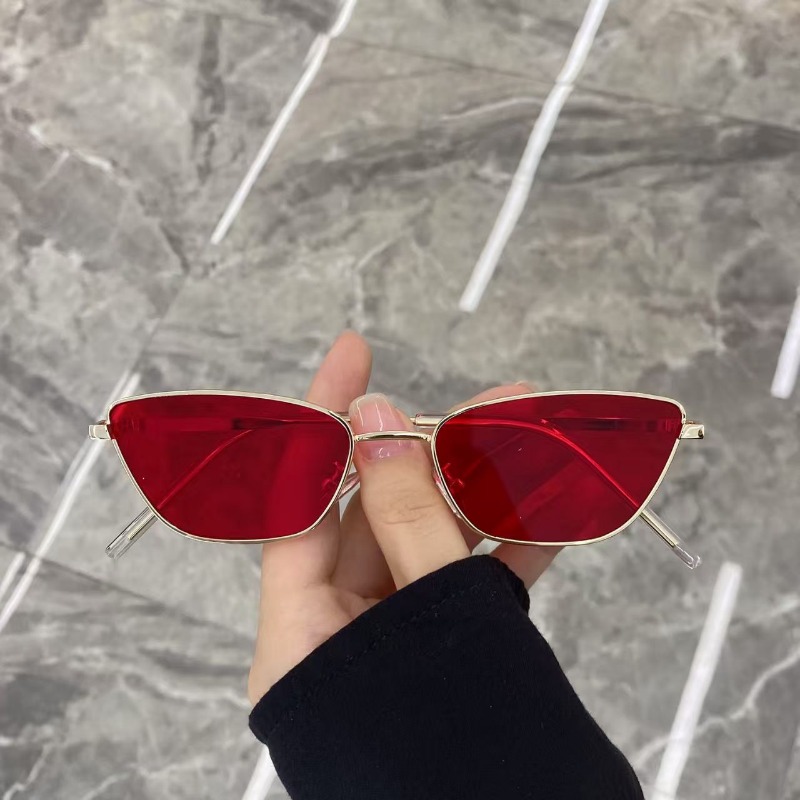 Occhiali da Sole in Metallo a  - Women'S Fashion Eyewear recensione e prezzo
