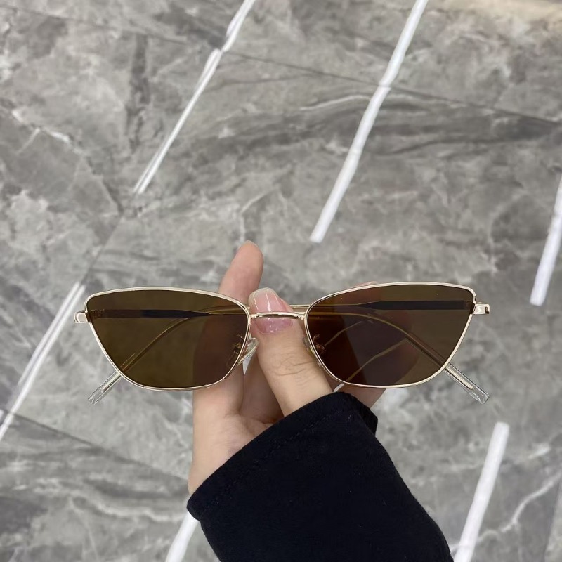Occhiali da Sole in Metallo a  - Women'S Fashion Eyewear recensione e prezzo
