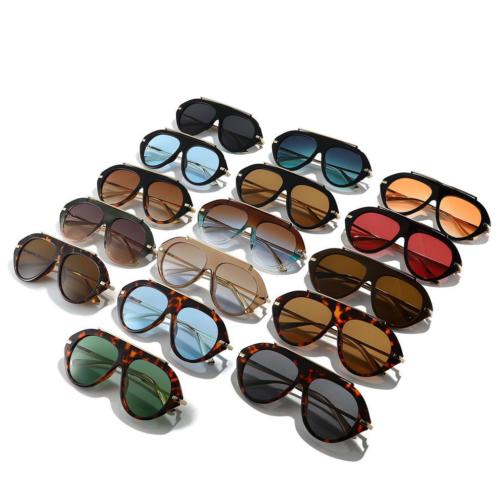 Nuovi Occhiali da Sole Oversiz - Women'S Fashion Of The 70S recensione e prezzo