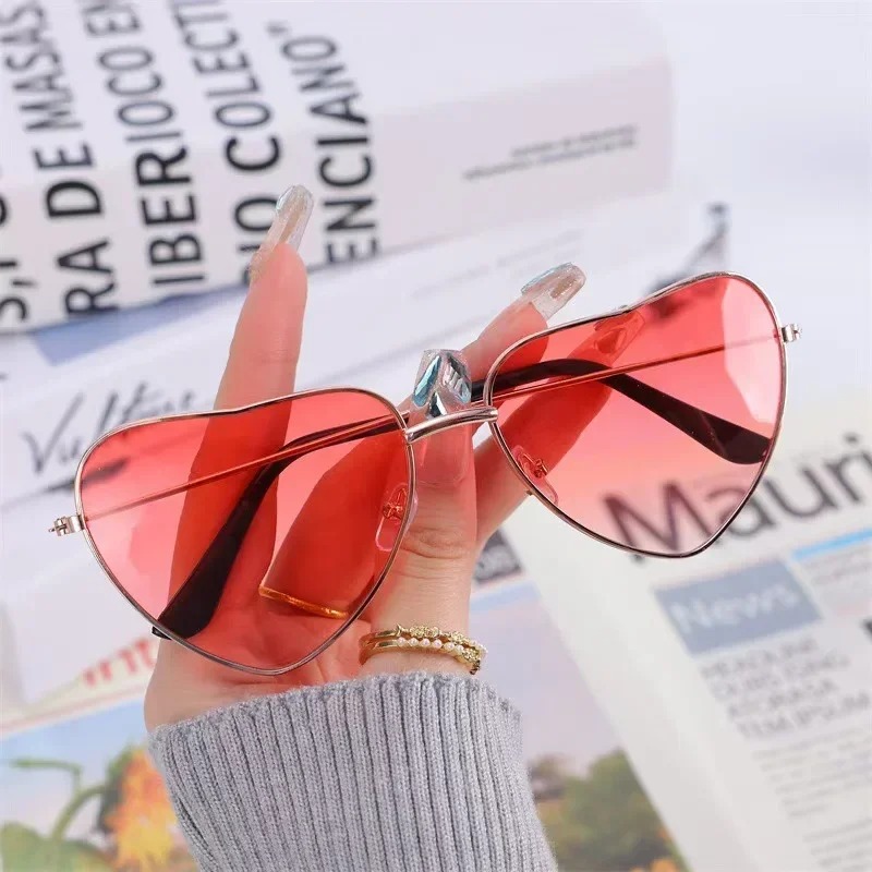 Occhiali da Sole a Forma di Cu - Women'S Fashion Eyewear recensione e prezzo