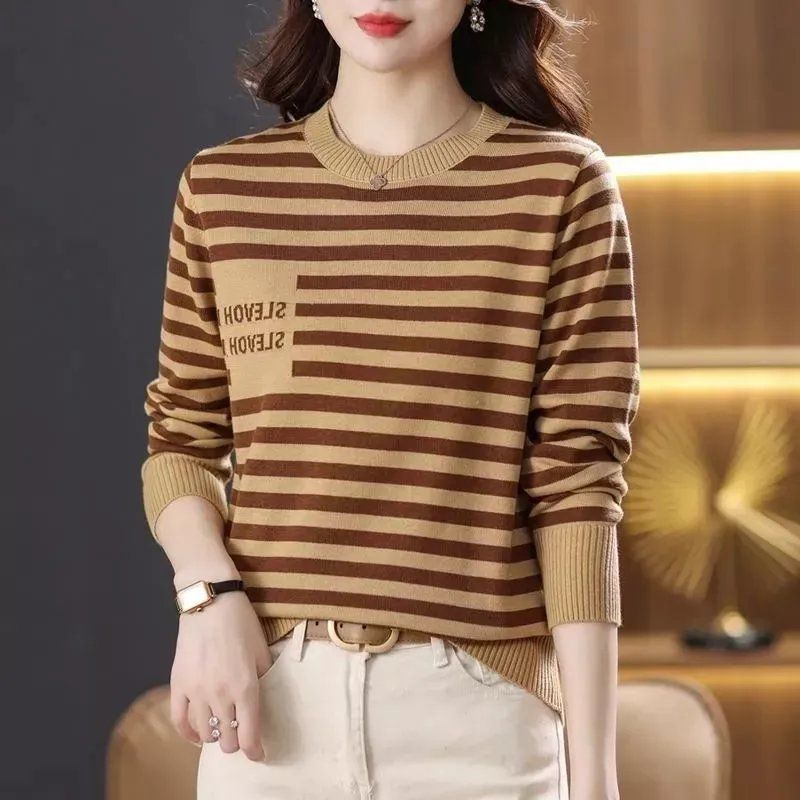Maglione lavorato a maglia da  - Women'S Fashion Trends Fall 2025 recensione e prezzo